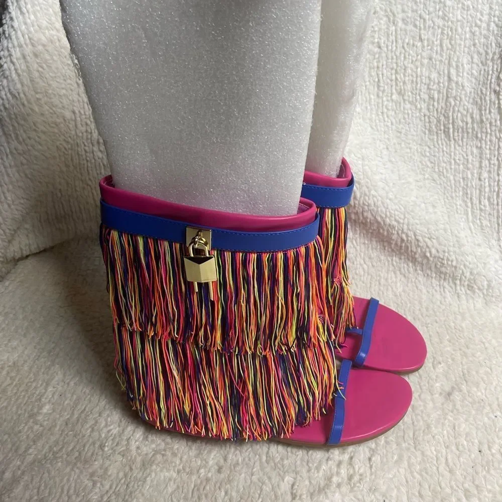 NWOT CAPE ROBBIN FRINGE FOLD OVER MULTI COLOR PADLOCK SANDALS SZ8.5